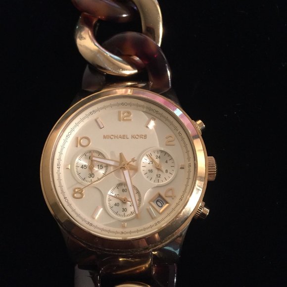 Michael Kors Women's Watch Gold Tone - Picture 1 of 4